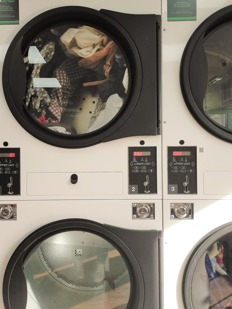 Compact 6kg washing machine drum, apartment-friendly size